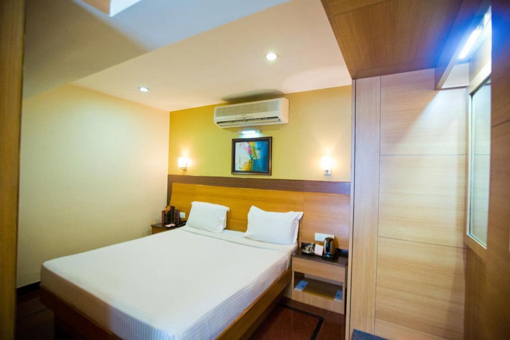 Malles Manotaa Chennai Luaran gambar