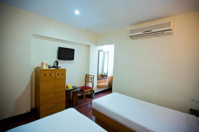 Malles Manotaa Chennai Bilik gambar